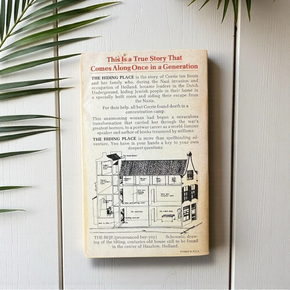 The Hiding Place – Corrie ten Boom | Vintage Paperback (1971)
